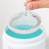 Silver Jewelry Cleaner in use